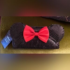 Disney Loungefly Minnie Black Sequin Clutch